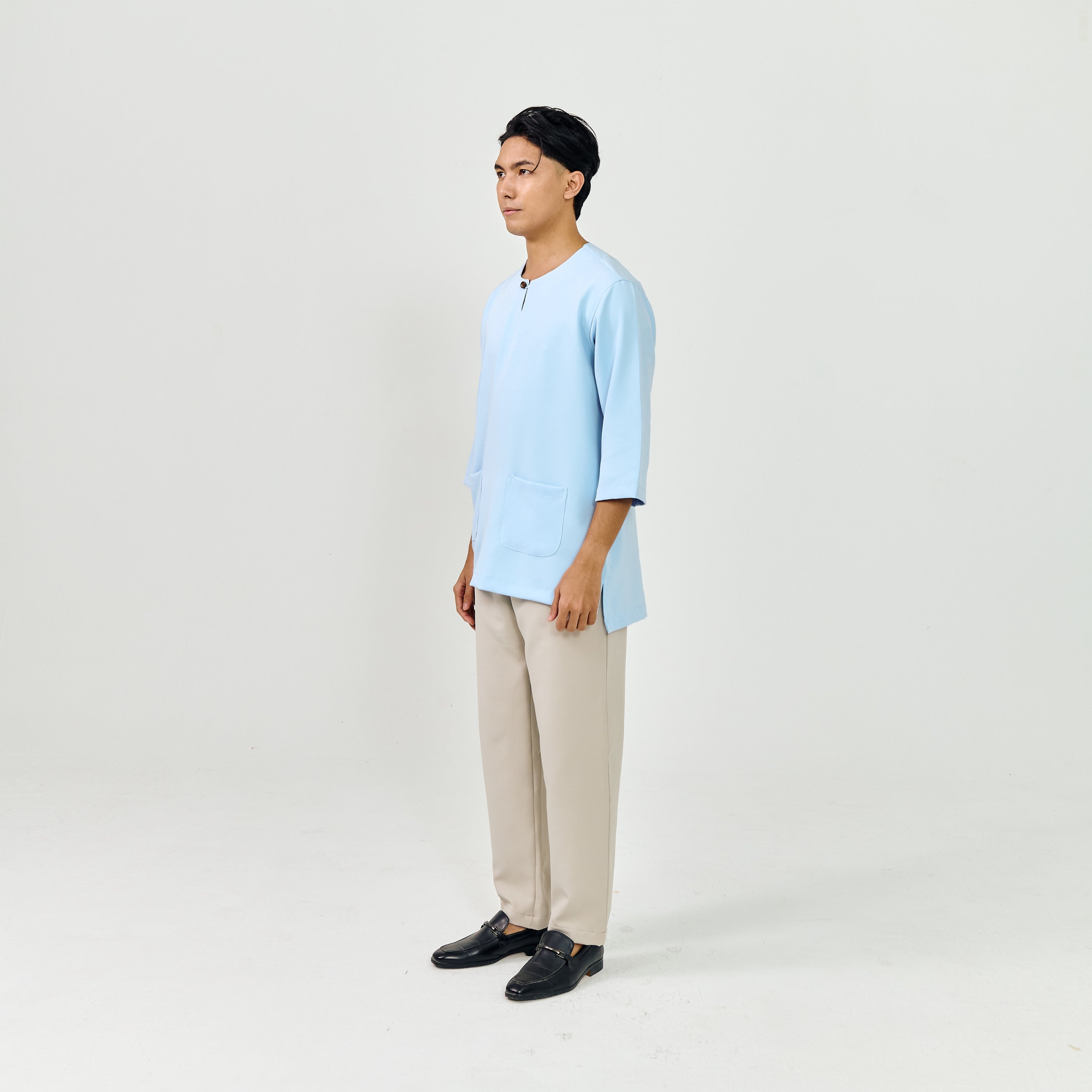 COUPLE SET: IESA KURTA TELUK BELANGA + VELORA ABAYA (VELVET) BY GOTHOBE | SARA